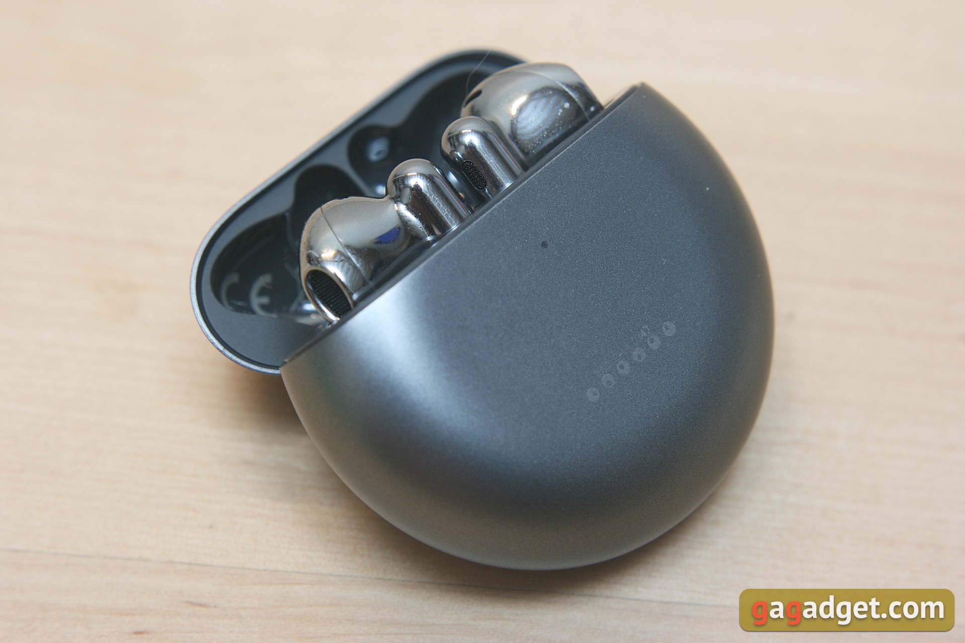 TWS-вкладыши с активным шумоподавлением: обзор Huawei Freebuds 4-47