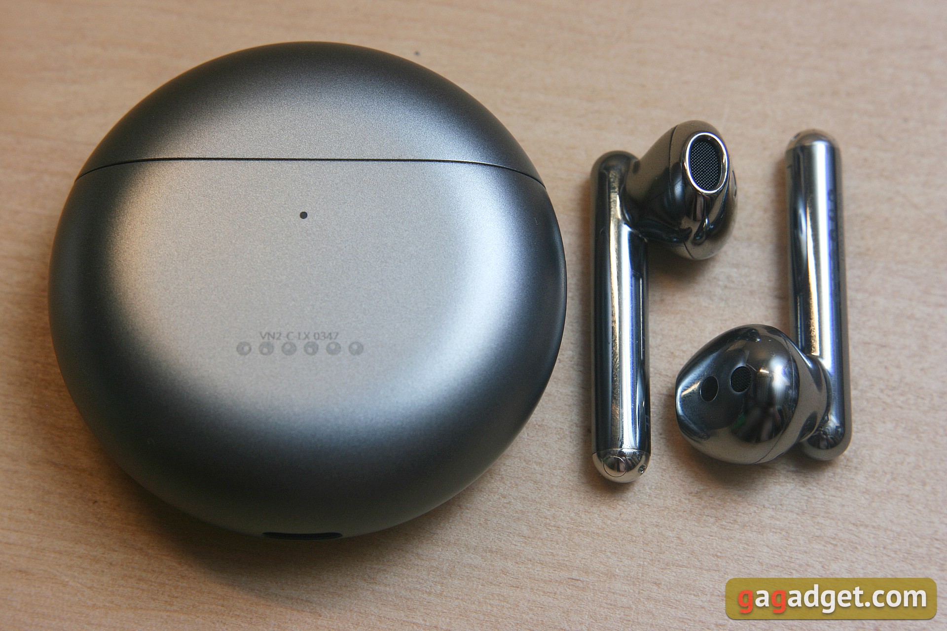 TWS-вкладыши с активным шумоподавлением: обзор Huawei Freebuds 4