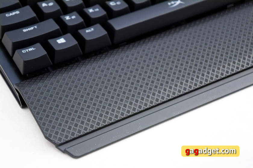 Обзор геймерской механической клавиатуры HyperX Alloy Elite-10