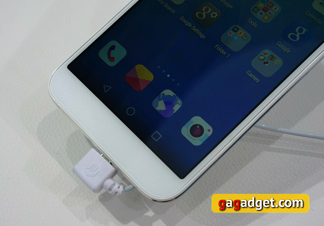 IFA 2014: смартфоны Lenovo, HTC, Huawei, Acer, Alcatel своими глазами-8