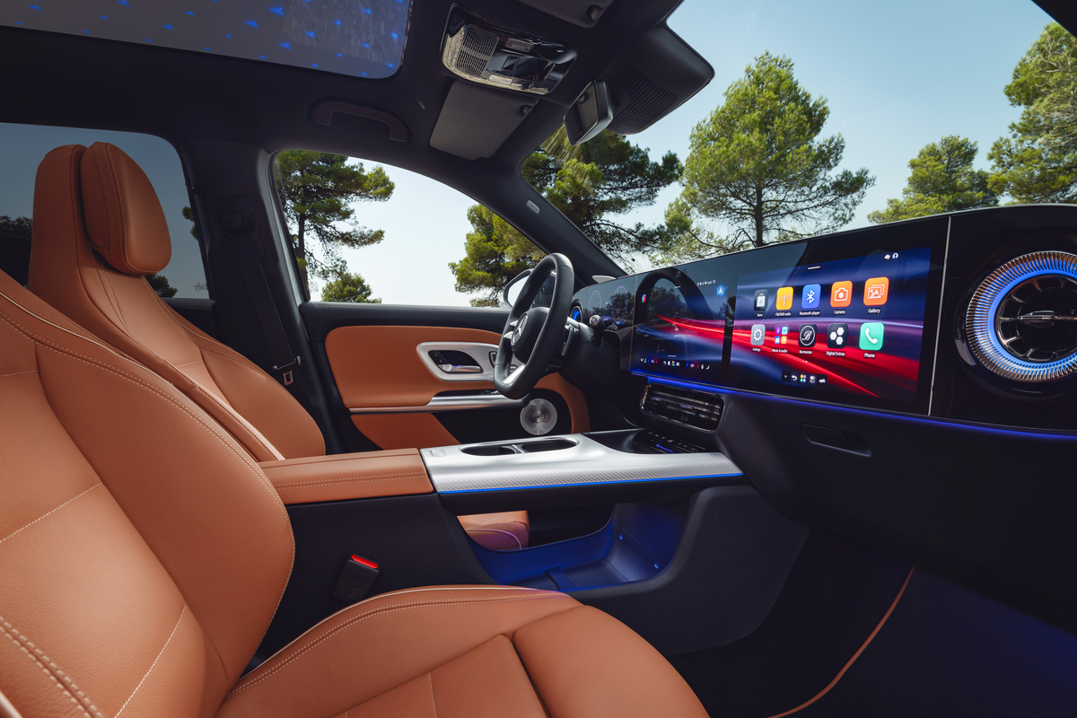 Mercedes-Benz GLB interiors