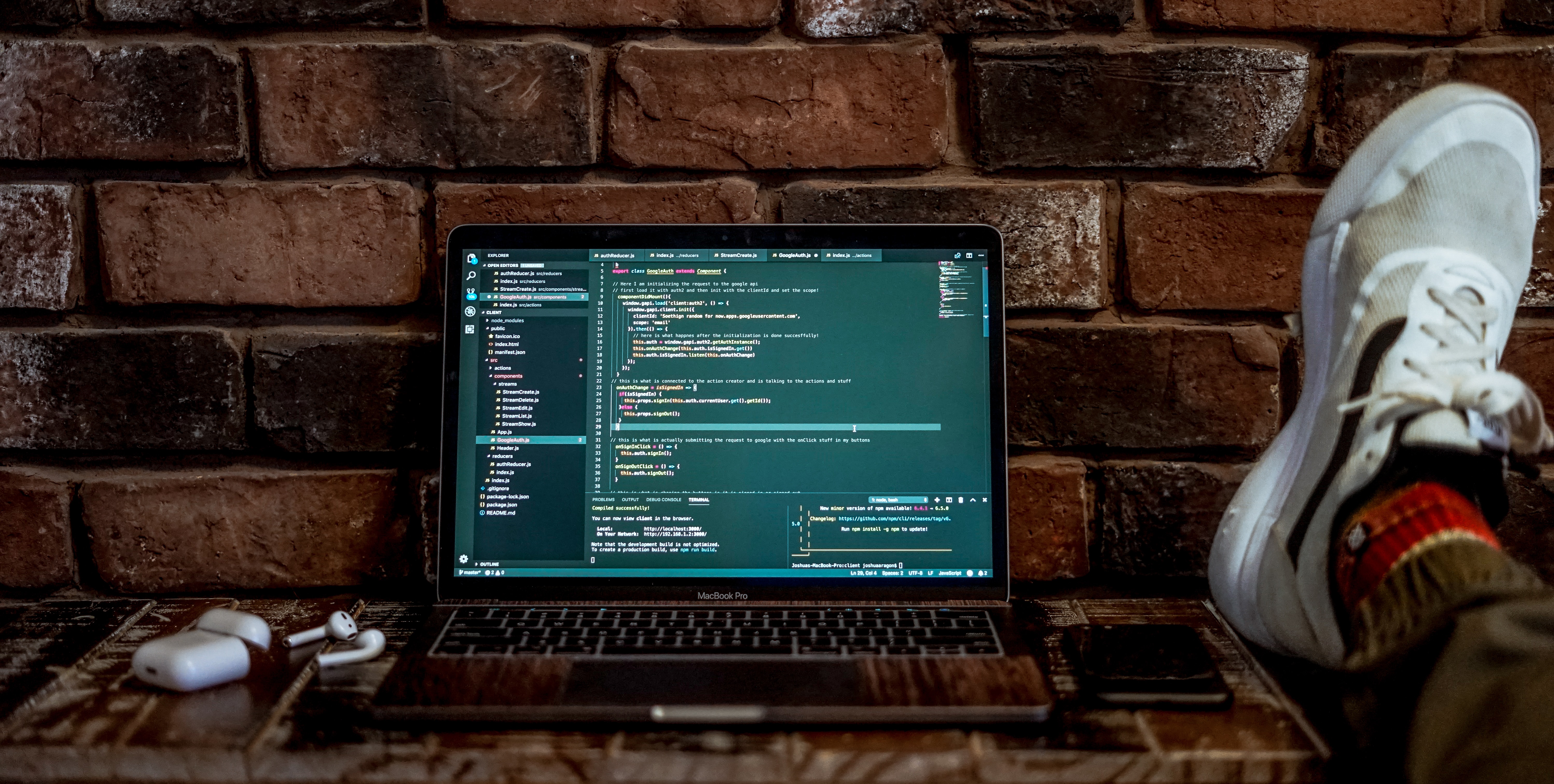 Stability AI a introduit le modèle Stable Code 3B pour la génération de codes.