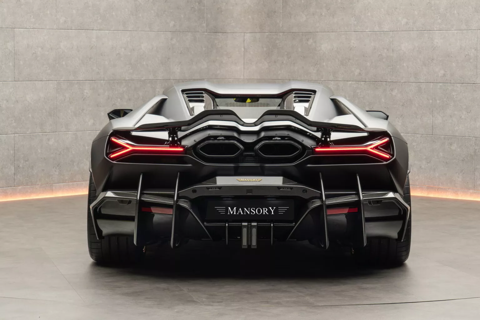 Легкосплавні диски FV.10 на Lamborghini Revuelto від Mansory