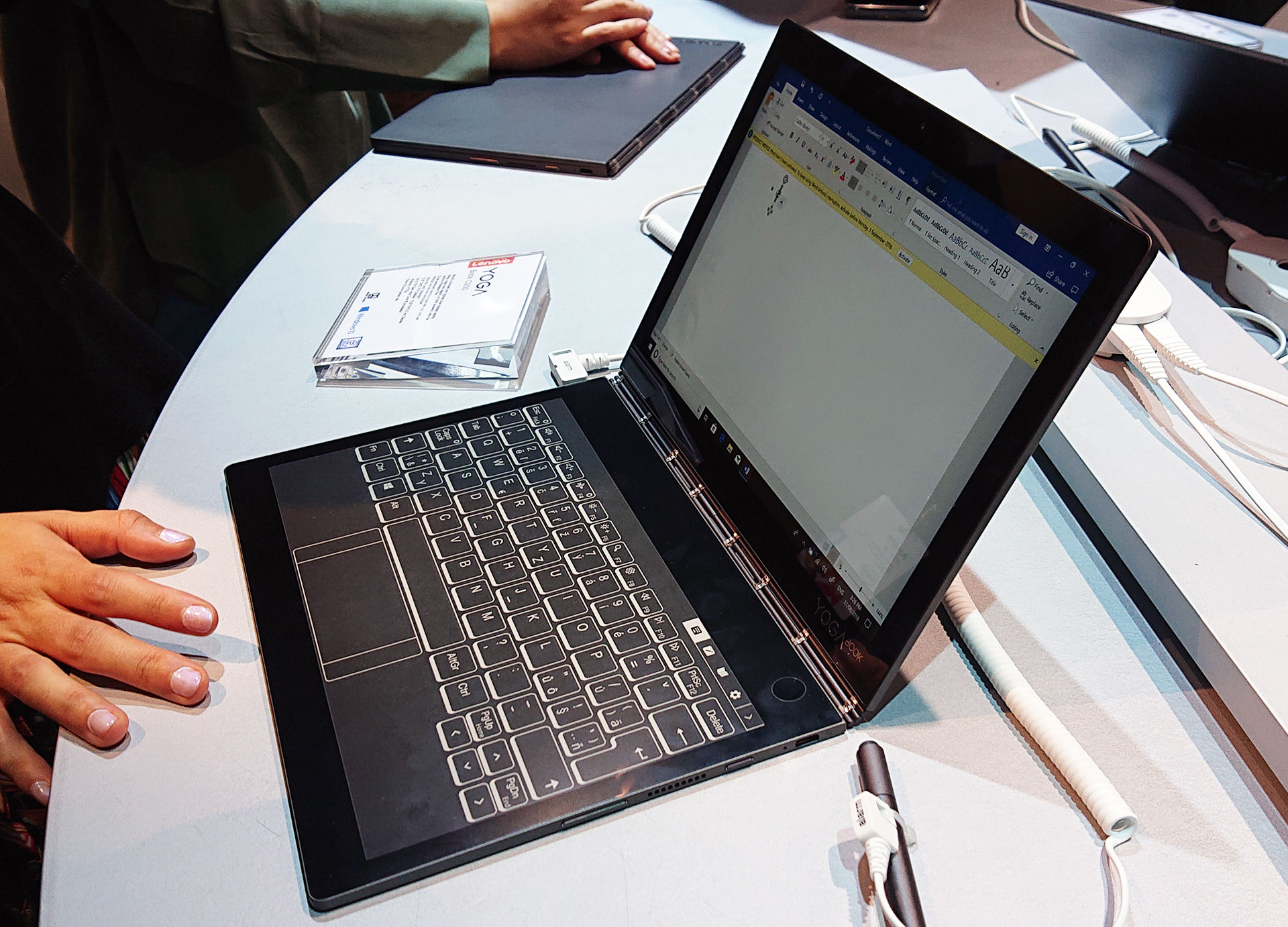 lenovo-ifa-2018-3-main.jpg