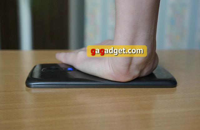 Обзор LG G Flex: вот так загнули-8