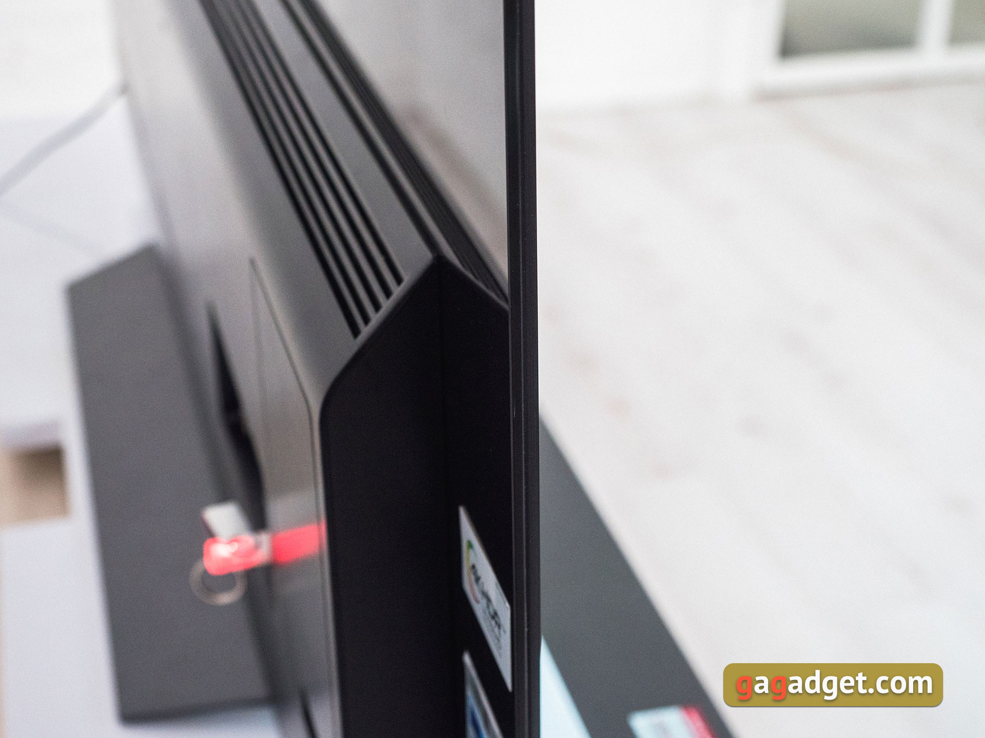 lg-oled65e8pla-13.jpg