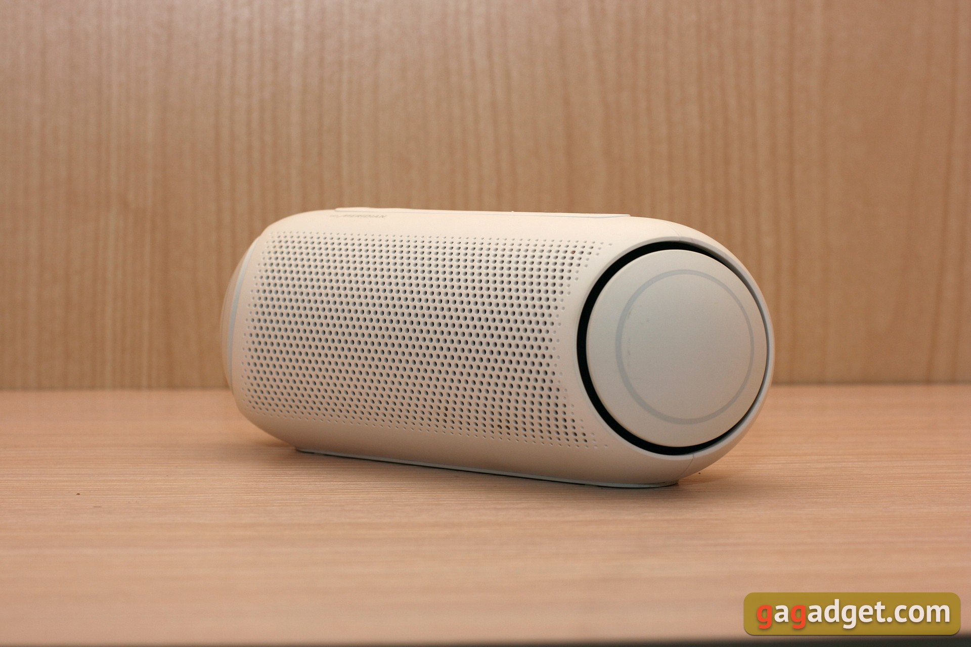Огляд Bluetooth-колонок LG XBOOM Go: чарівна кнопка «Sound Boost»-21