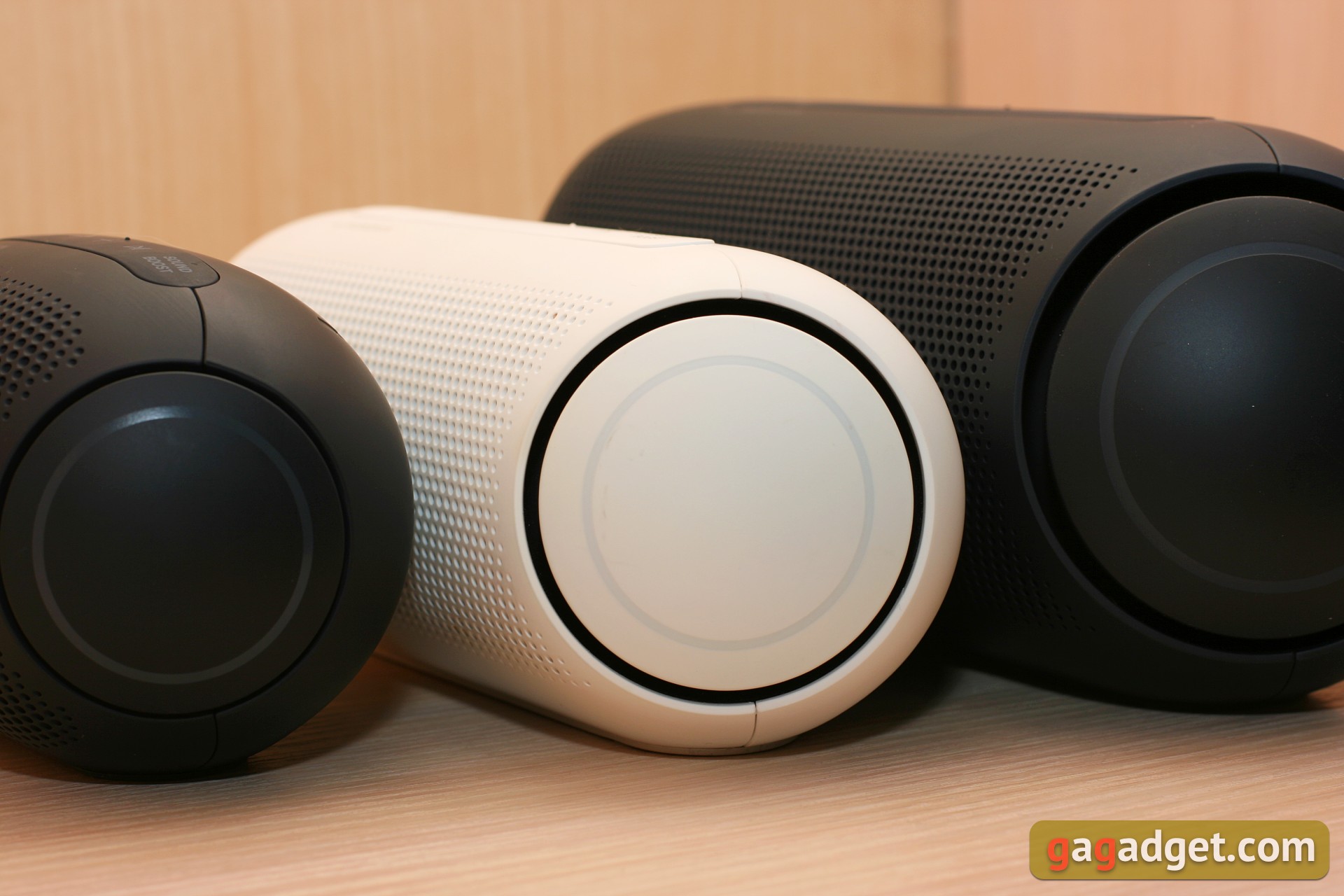 Огляд Bluetooth-колонок LG XBOOM Go: чарівна кнопка «Sound Boost»