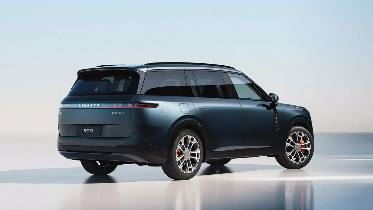 Кабіна Lynk Co 900