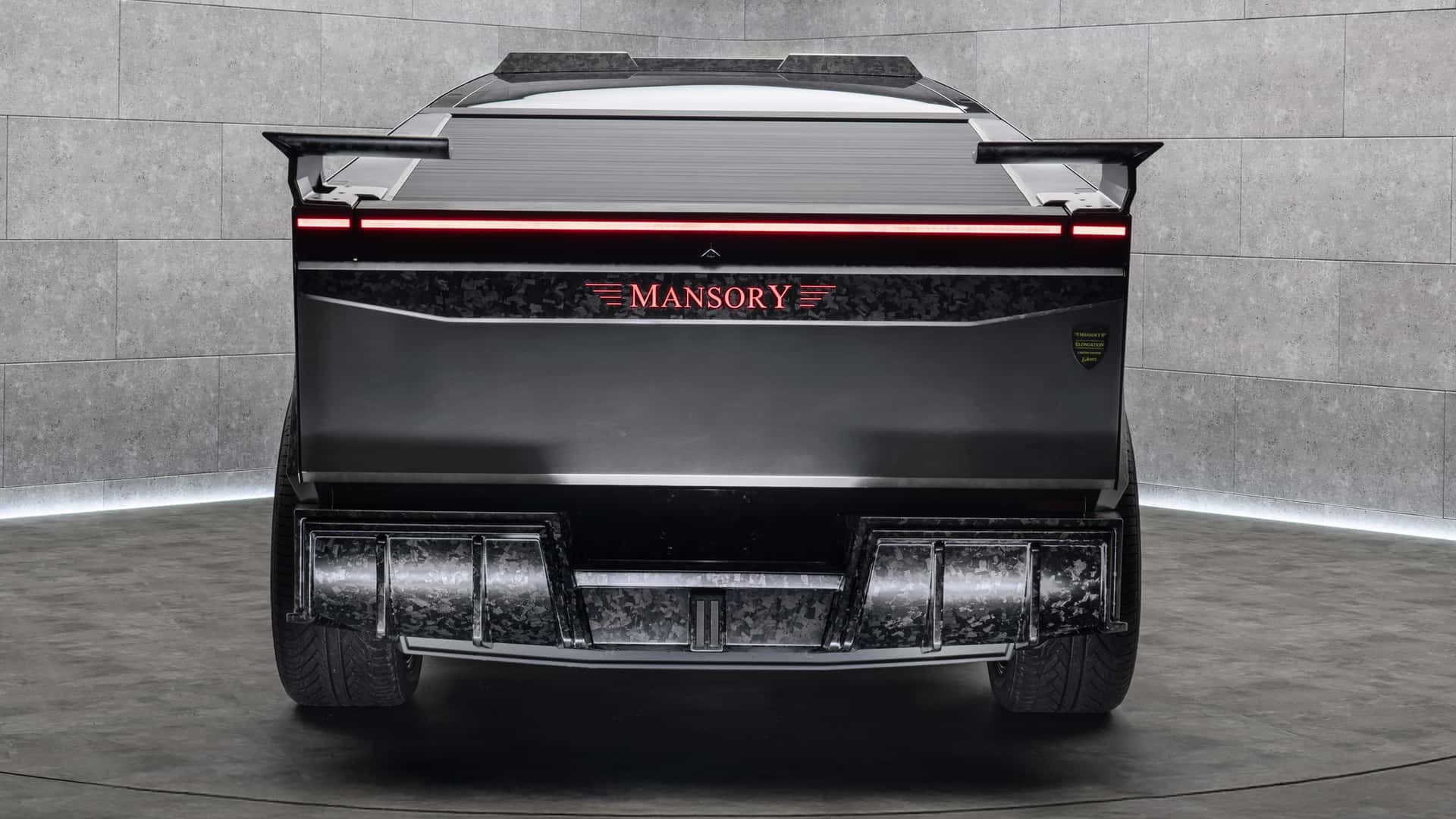 Mansory Elongation Tesla Cybertruck Крупним планом