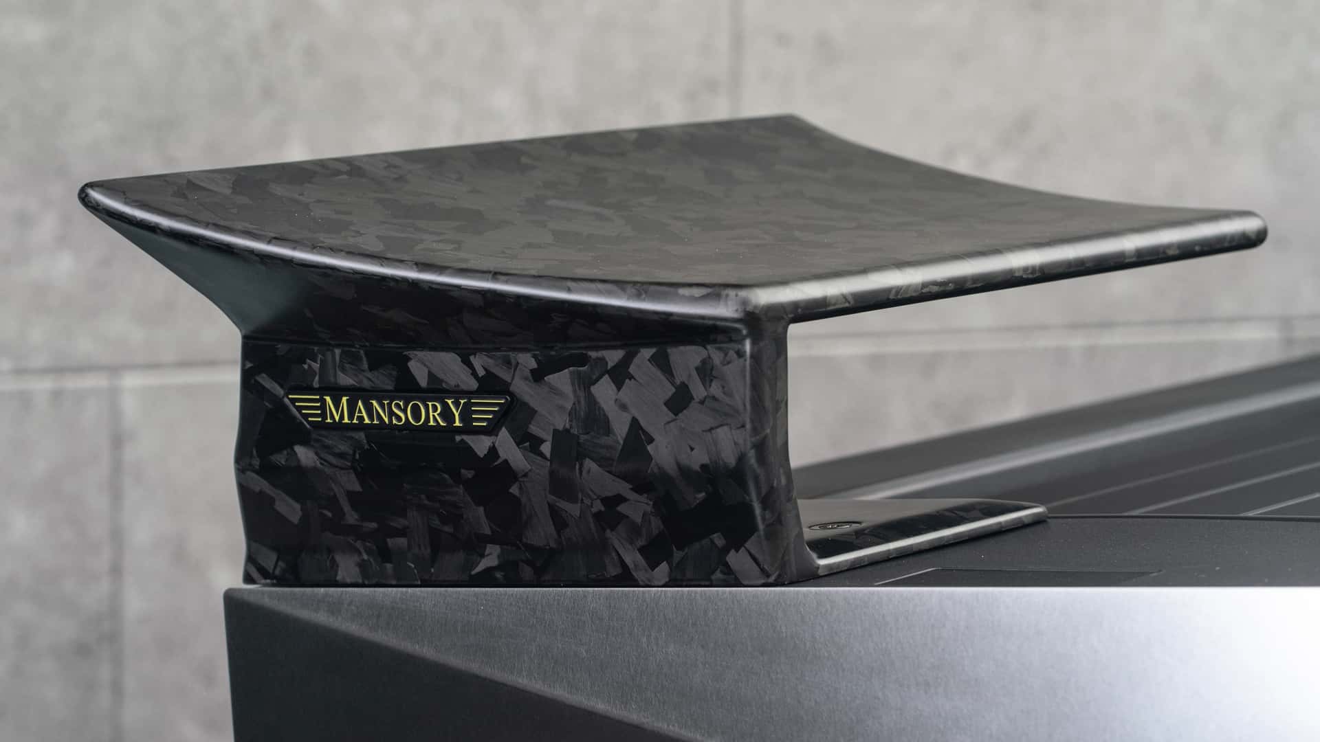 Колесо Mansory Elongation Tesla Cybertruck Wheel