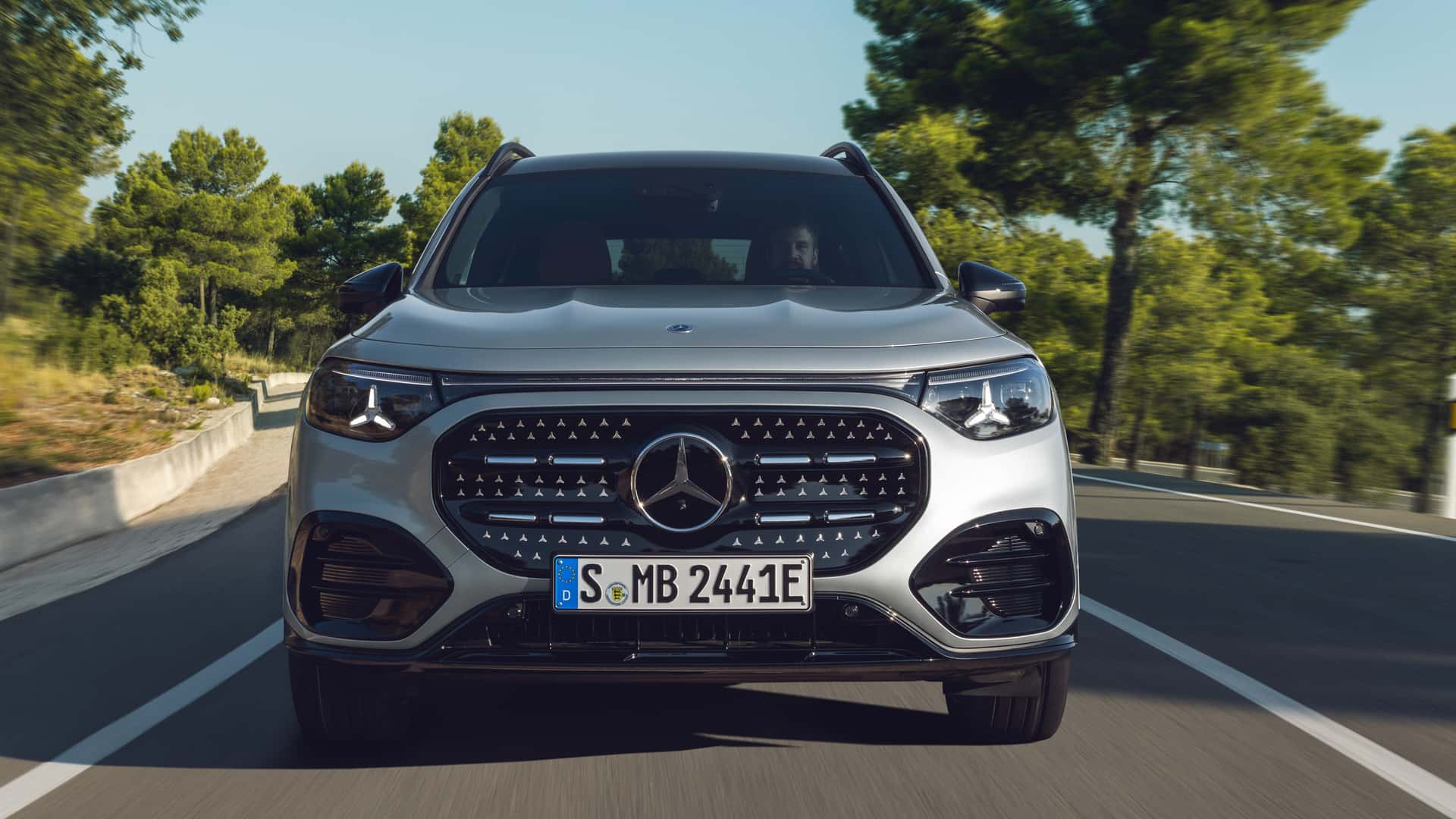 Новий Mercedes-Benz GLB 2026 - Вид ззаду