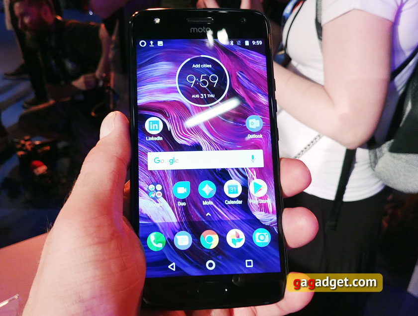moto-x4-03.jpg