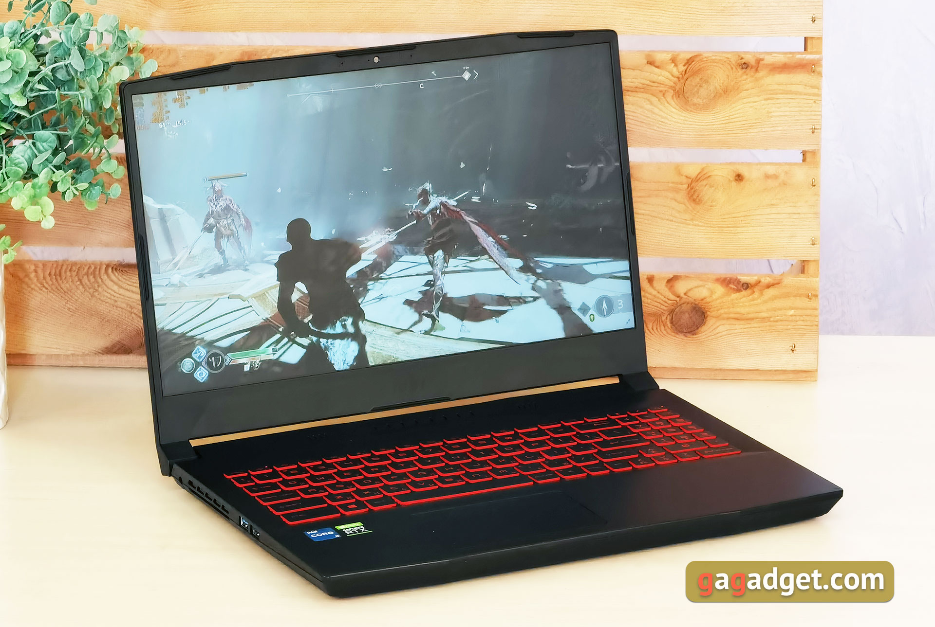 Огляд MSI Katana GF66 11UD: практична зброя для віртуального самурая
