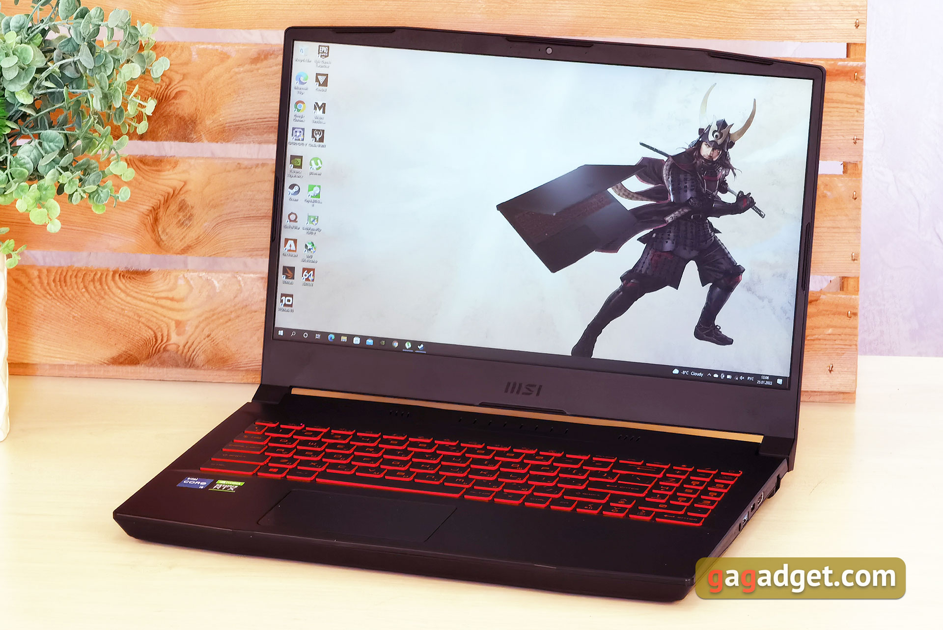 Огляд MSI Katana GF66 11UD: практична зброя для віртуального самурая-6
