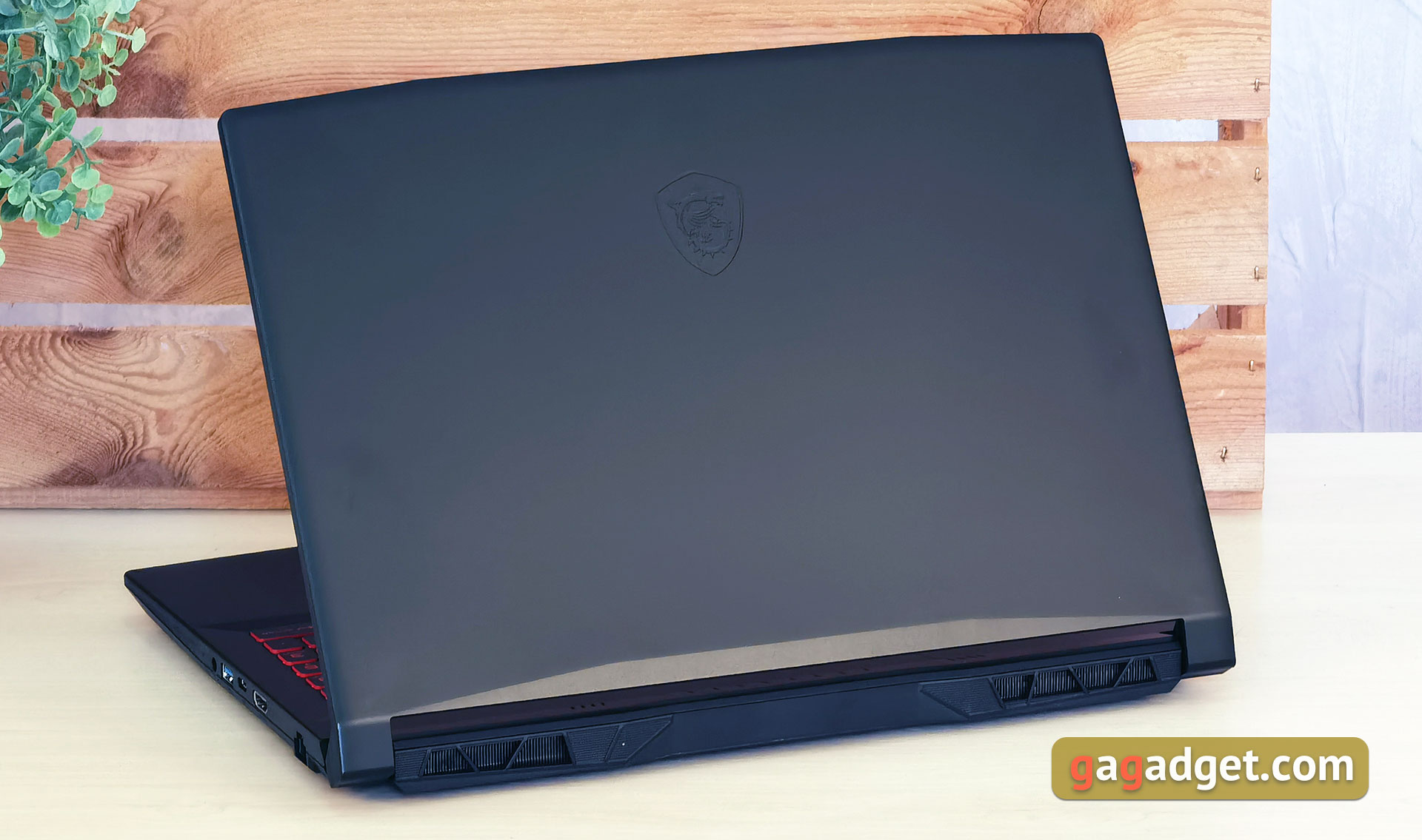 Огляд MSI Katana GF66 11UD: практична зброя для віртуального самурая-7
