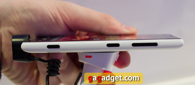 Стенд Nokia на MWC 2013 своими глазами-5