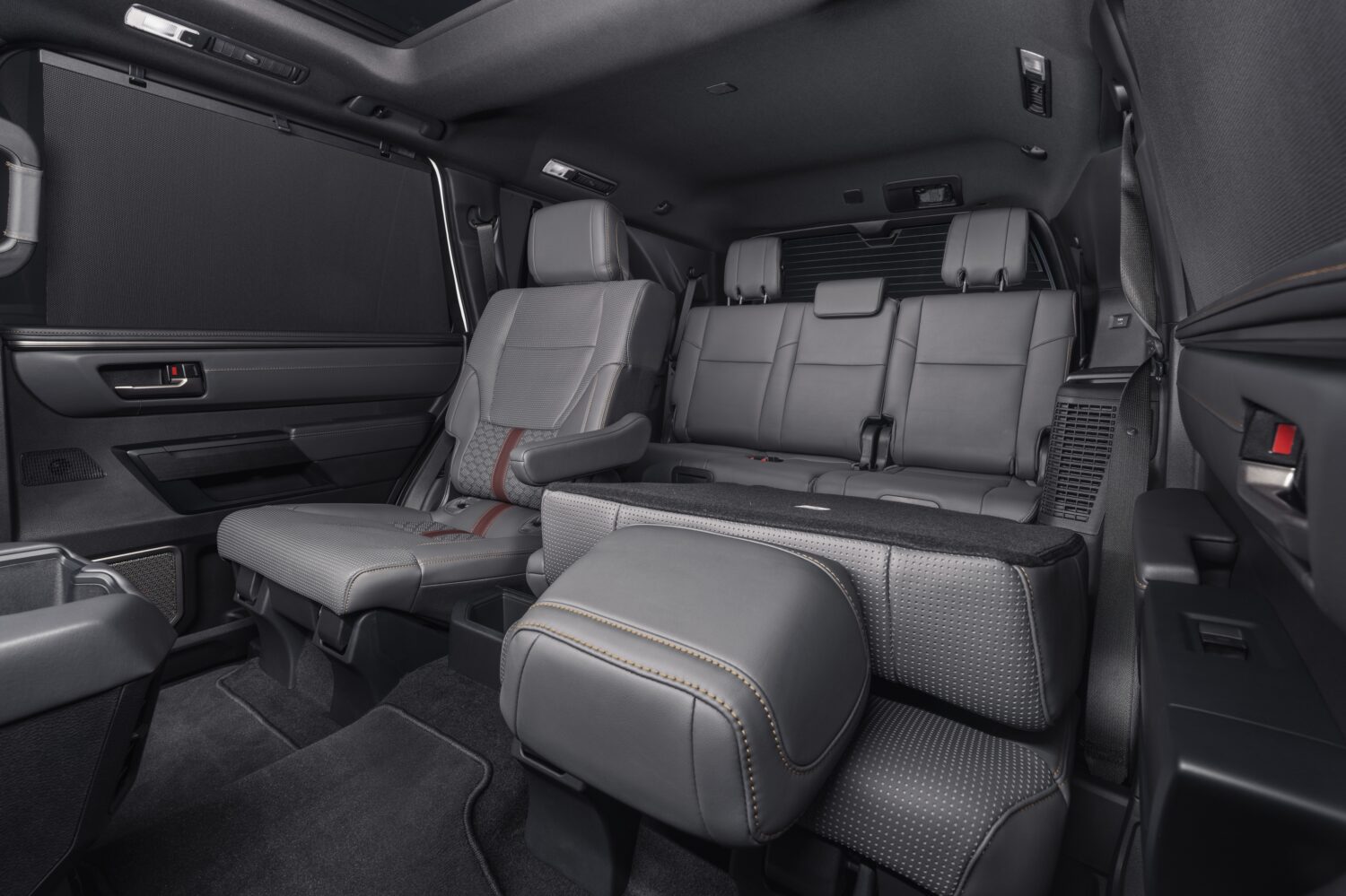 Toyota Sequoia 2026 Capstone Інтер'єр Toyota Sequoia 2026 Capstone Interior Photo 4