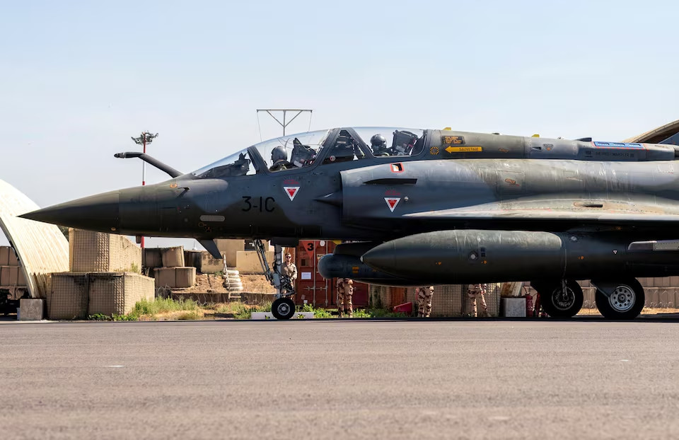 French fighter jet prepares to depart from Chad