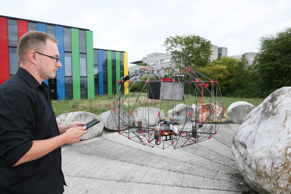 package-drone-folding-4.jpg