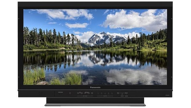31-дюймовый монитор Panasonic BT-4LH310 с разрешением 4K