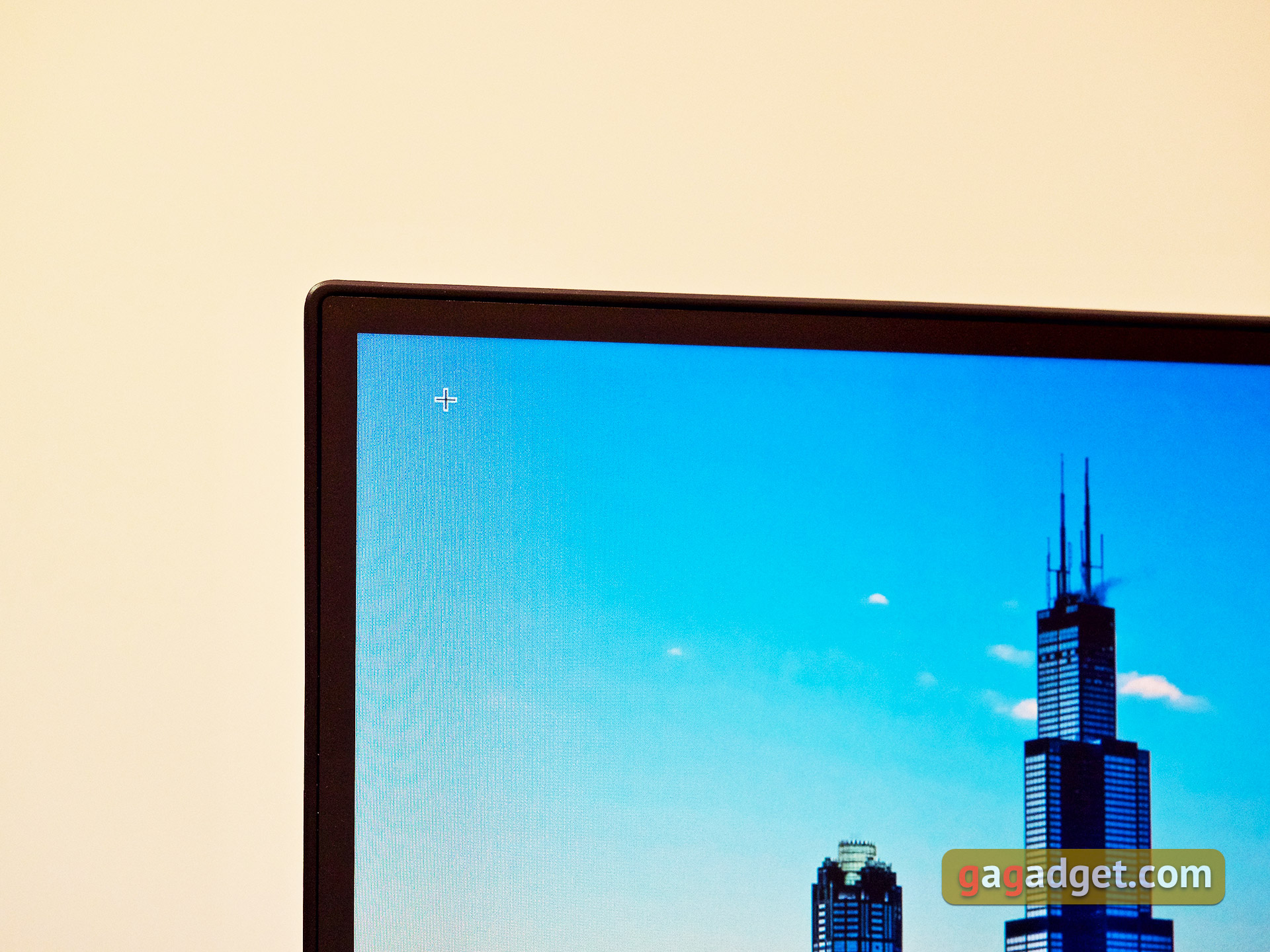 Огляд Philips Brilliance 499P9H: 49-дюймовий монітор-авіаносець-8