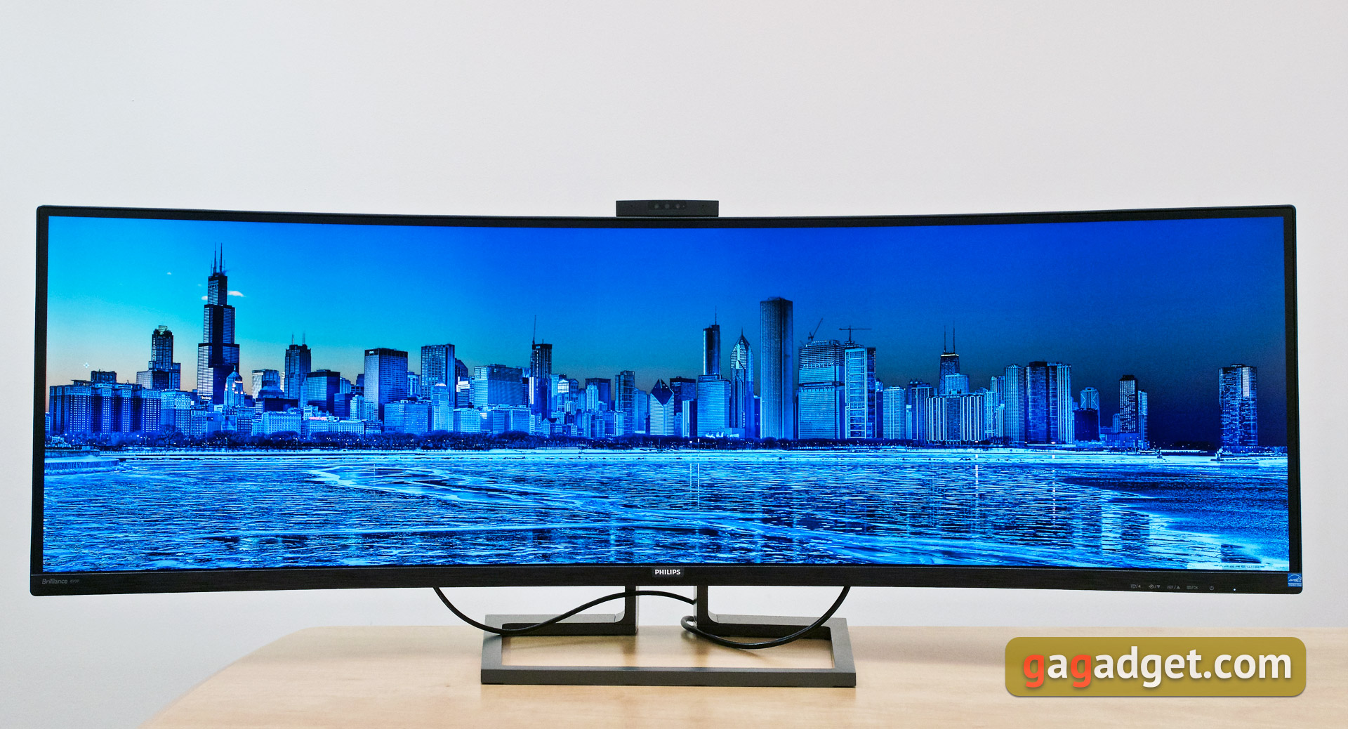 Огляд Philips Brilliance 499P9H: 49-дюймовий монітор-авіаносець-40
