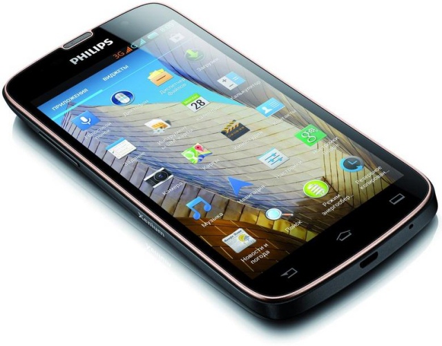 Флагманский Android-смартфон Philips Xenium W8555 с 18 часами работы в режиме разговора