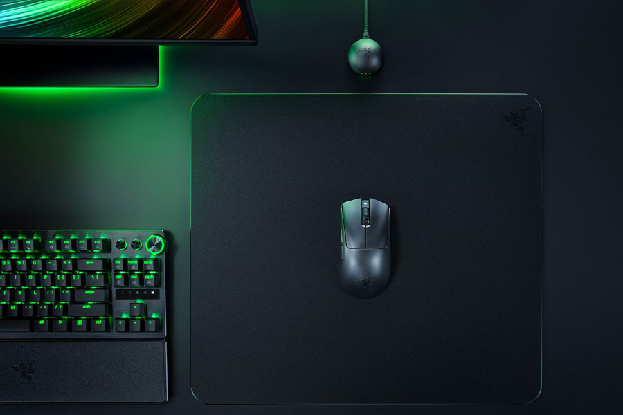 Side view of the Razer DeathAdder V4 Pro