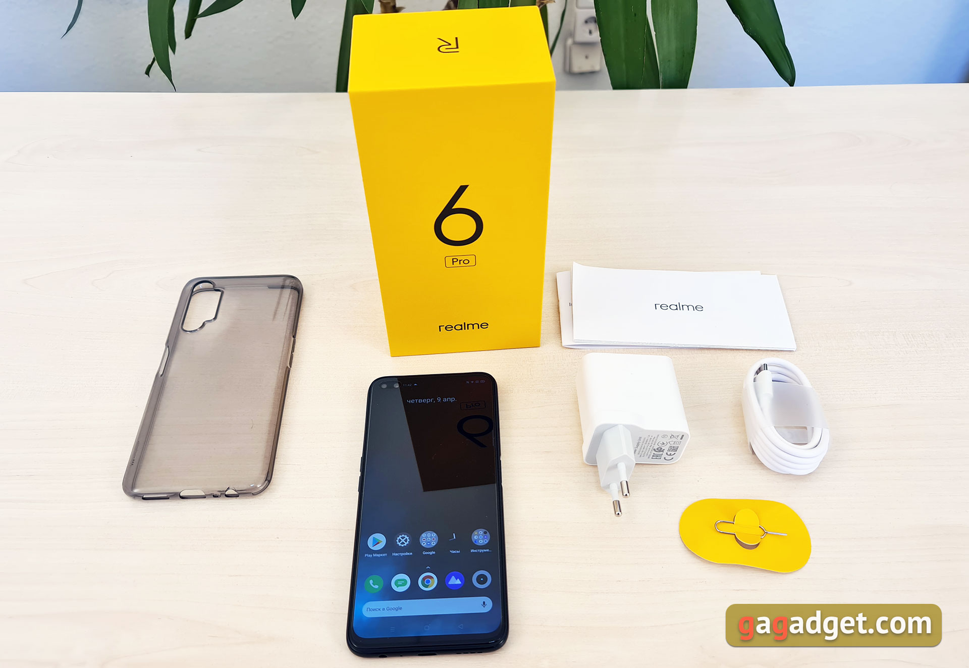 Обзор realme 6 Pro: шесть камер за 9000 гривен-3