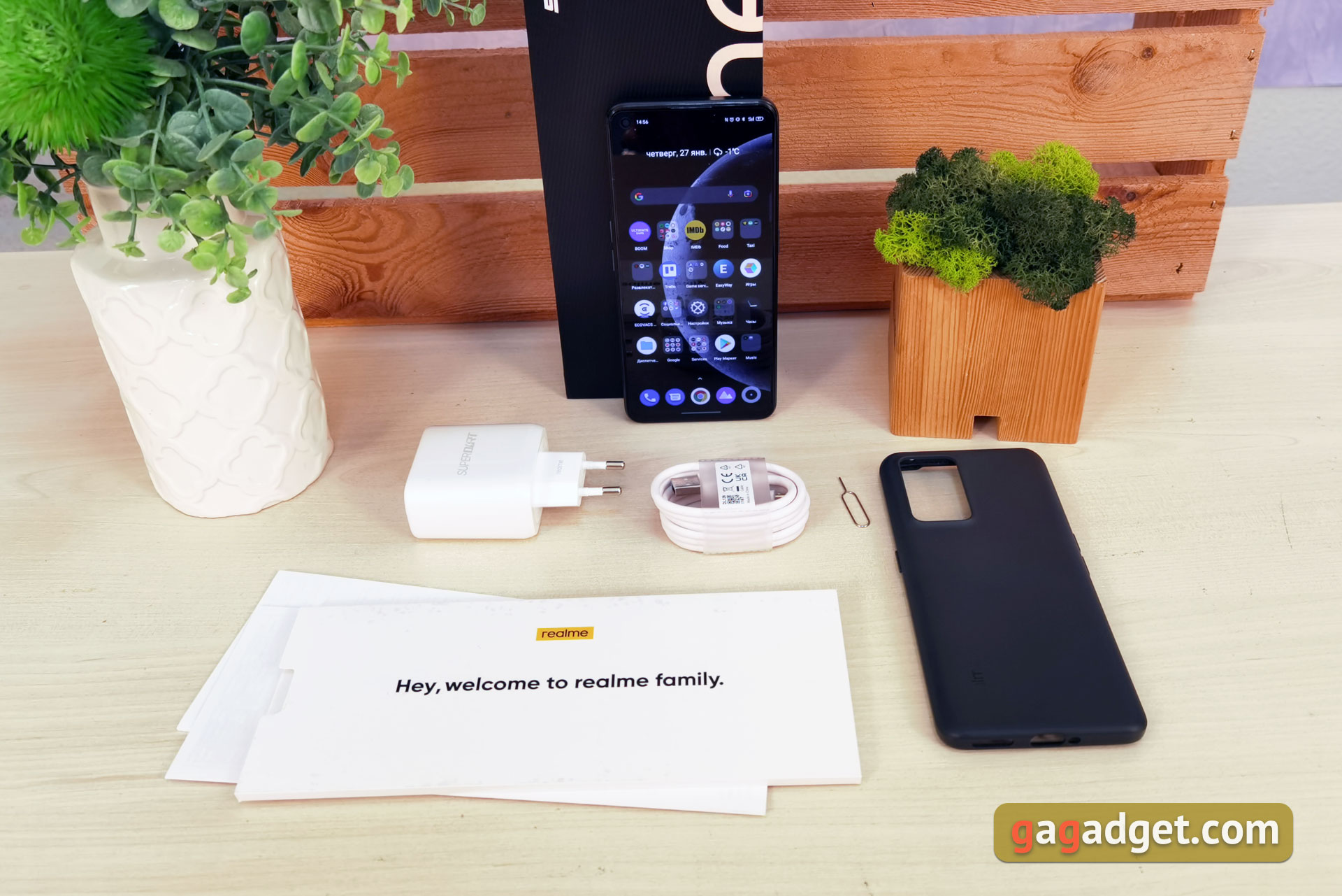 Обзор realme GT Neo 2: 40 минут зарядки и два дня без розетки-3