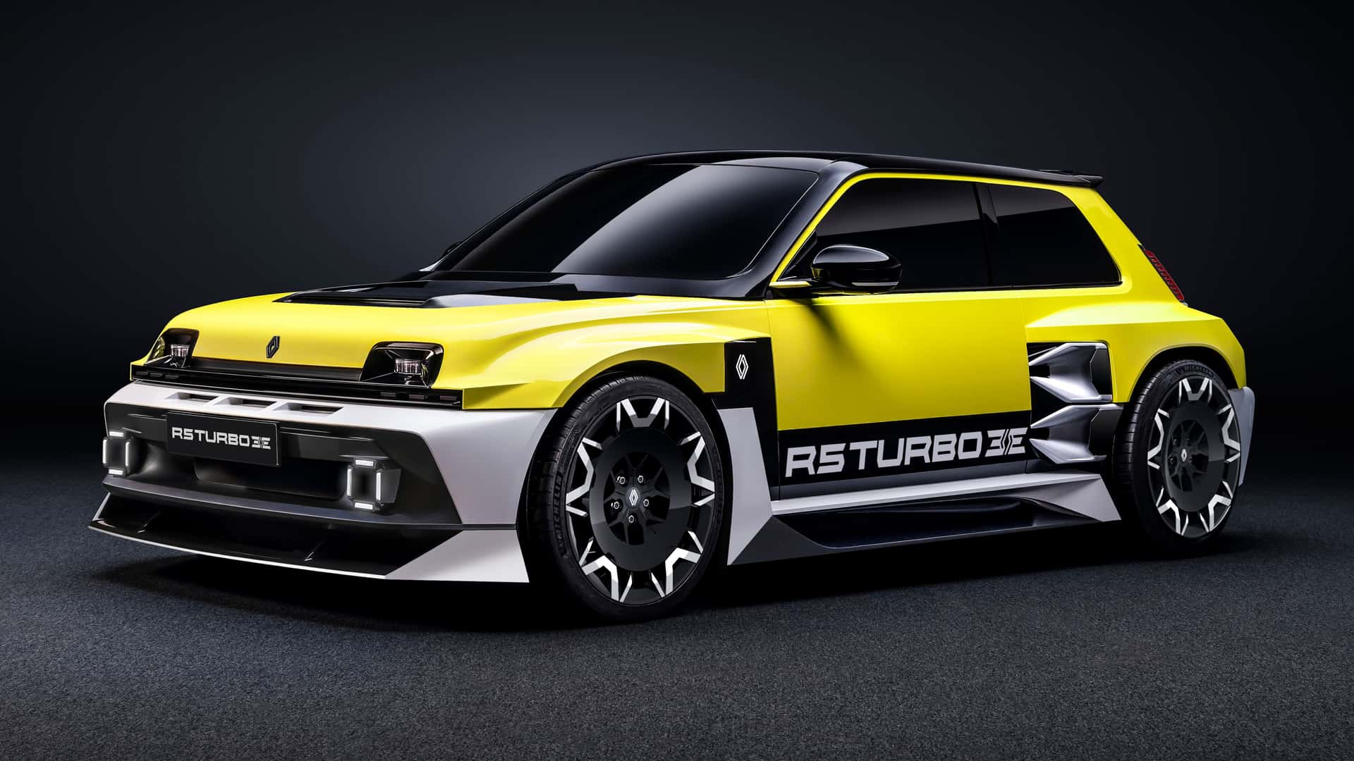 Renault 5 Turbo 3E interior