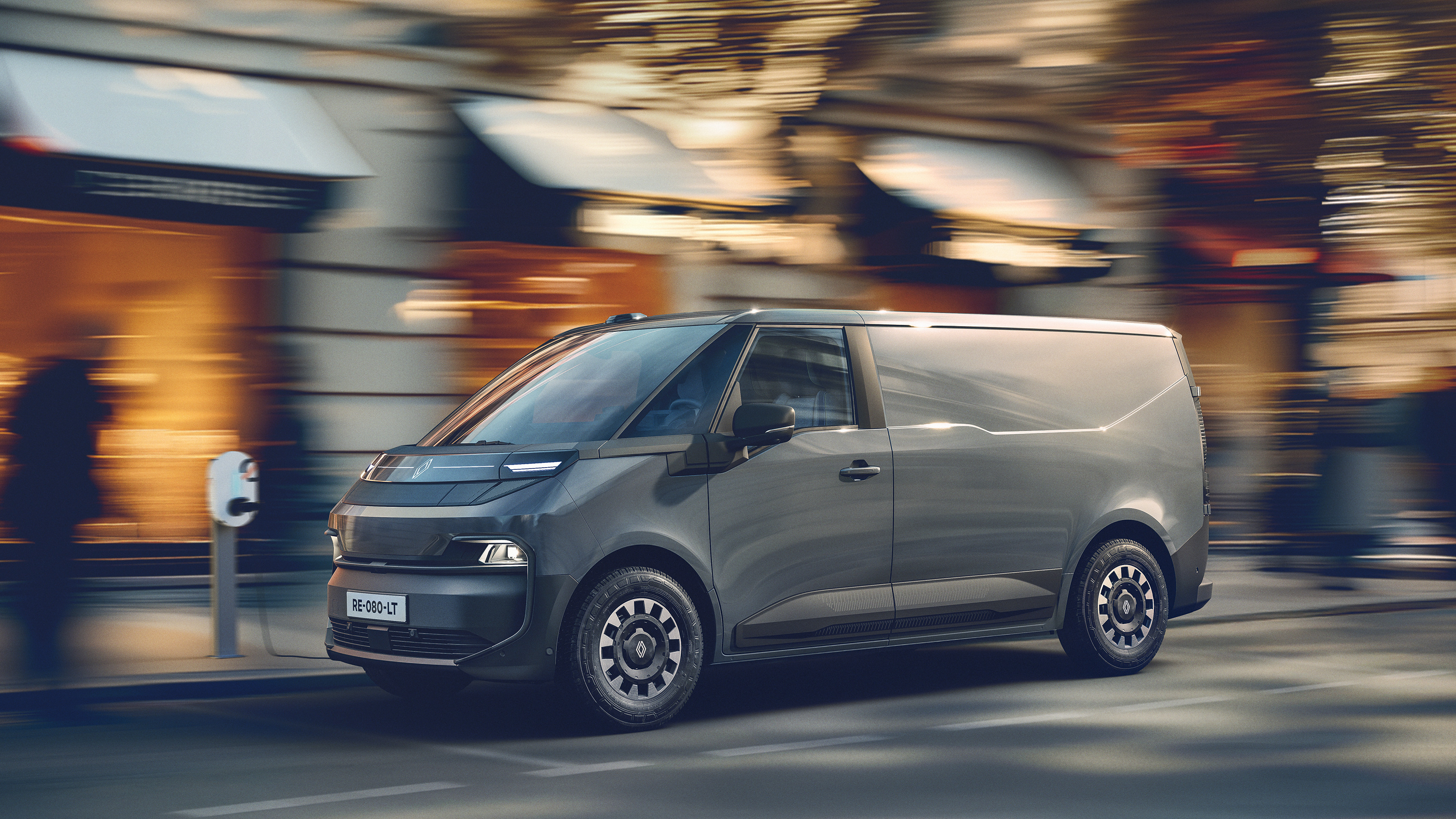 Renault Trafic Van E-Tech Electric Van Image 5