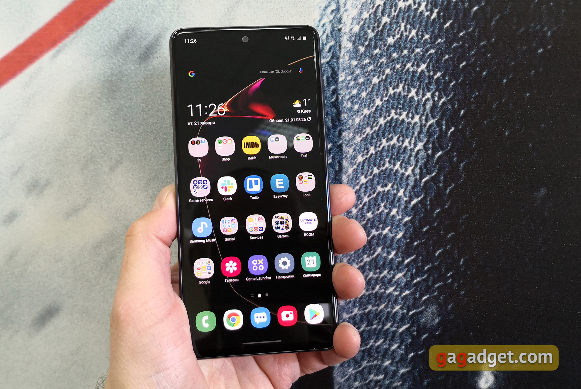 Огляд Samsung Galaxy Note10 Lite: для розважливих фанатів лінійки
