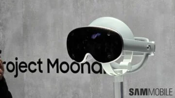 Гарнітура Project Moohan на тлі