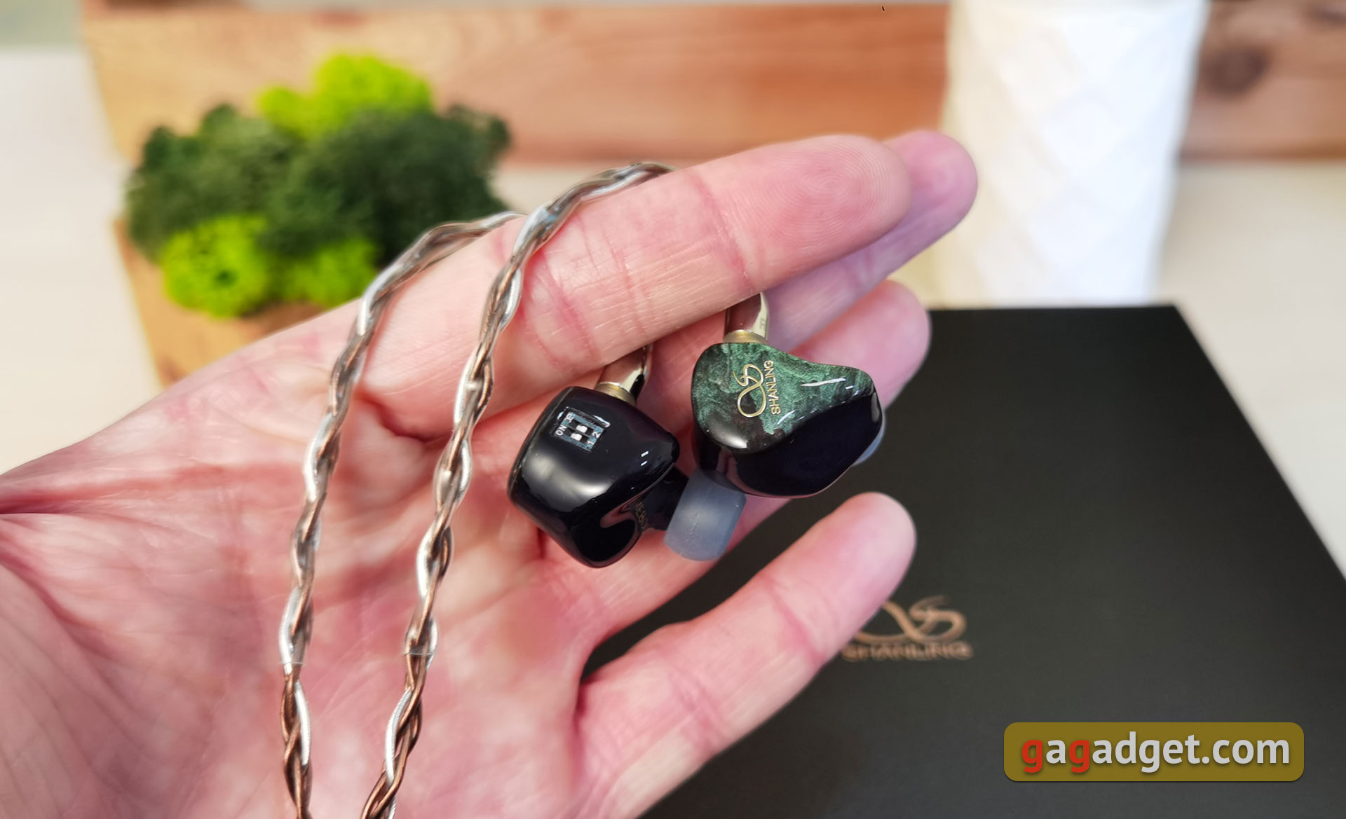 Огляд Shanling ME800: флагманські гібридні навушники з дорогим та витонченим звуком-9