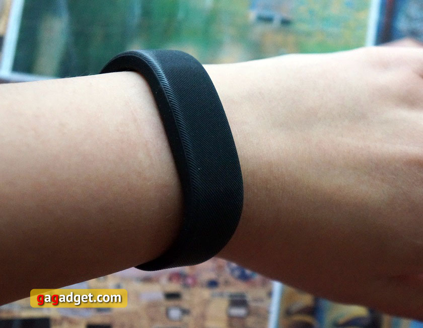 Лайфхакер: обзор Sony SmartBand SWR10-2