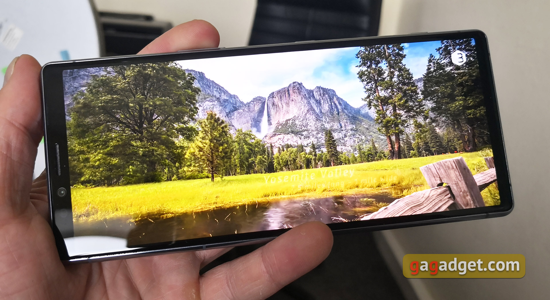 Обзор Sony Xperia 1: "высокий" флагман с 4K HDR OLED дисплеем-13