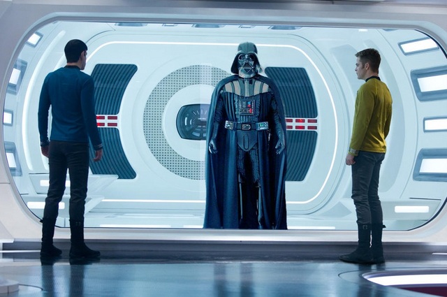 Lucasfilm определилась с режиссёром для Star Wars VII (+ подборка весёлого фотошопа) Lucasfilm определилась с режиссёром для Star Wars VII (+ подборка весёлого фотошопа)