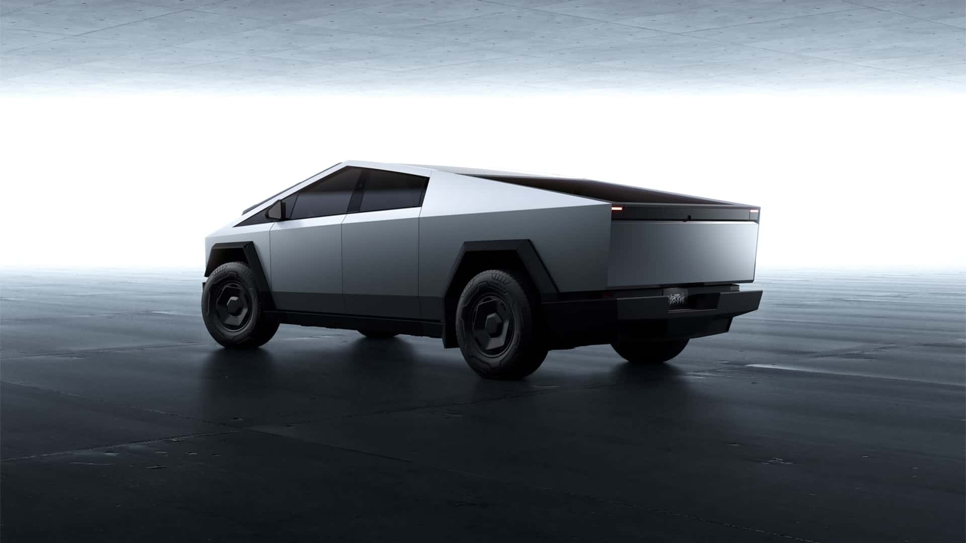 Tesla Cybertruck Long Range з видом на задню частину