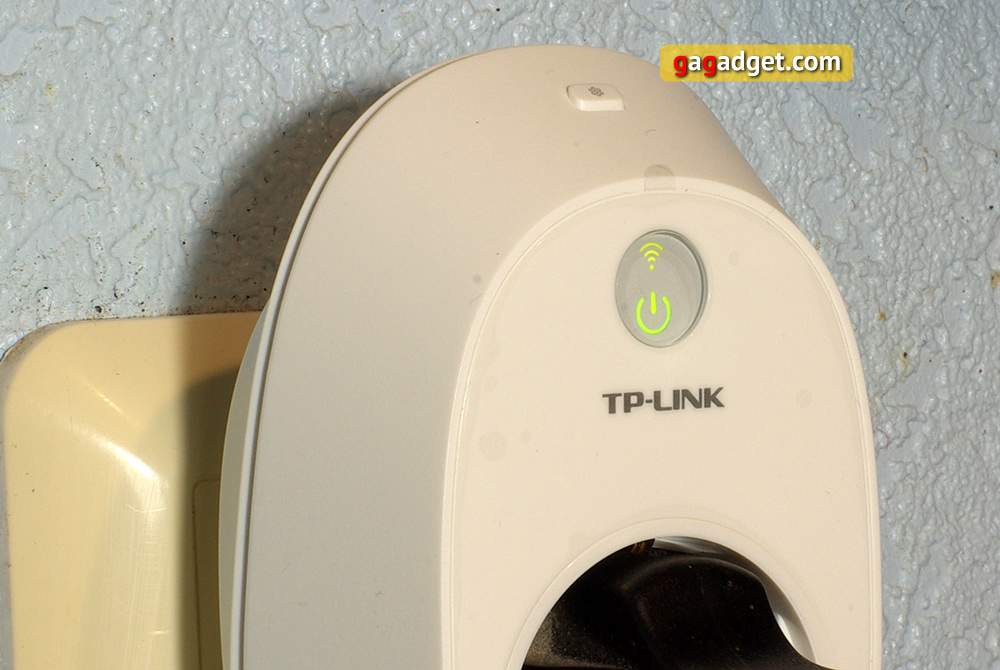 Две кнопки - вот и все элементы управления TP-Link HS100/110