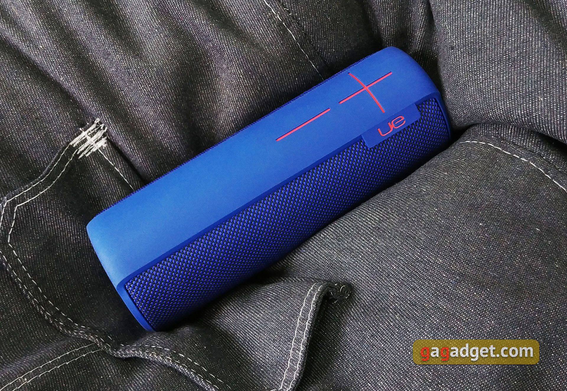 ue-megaboom-01.jpg