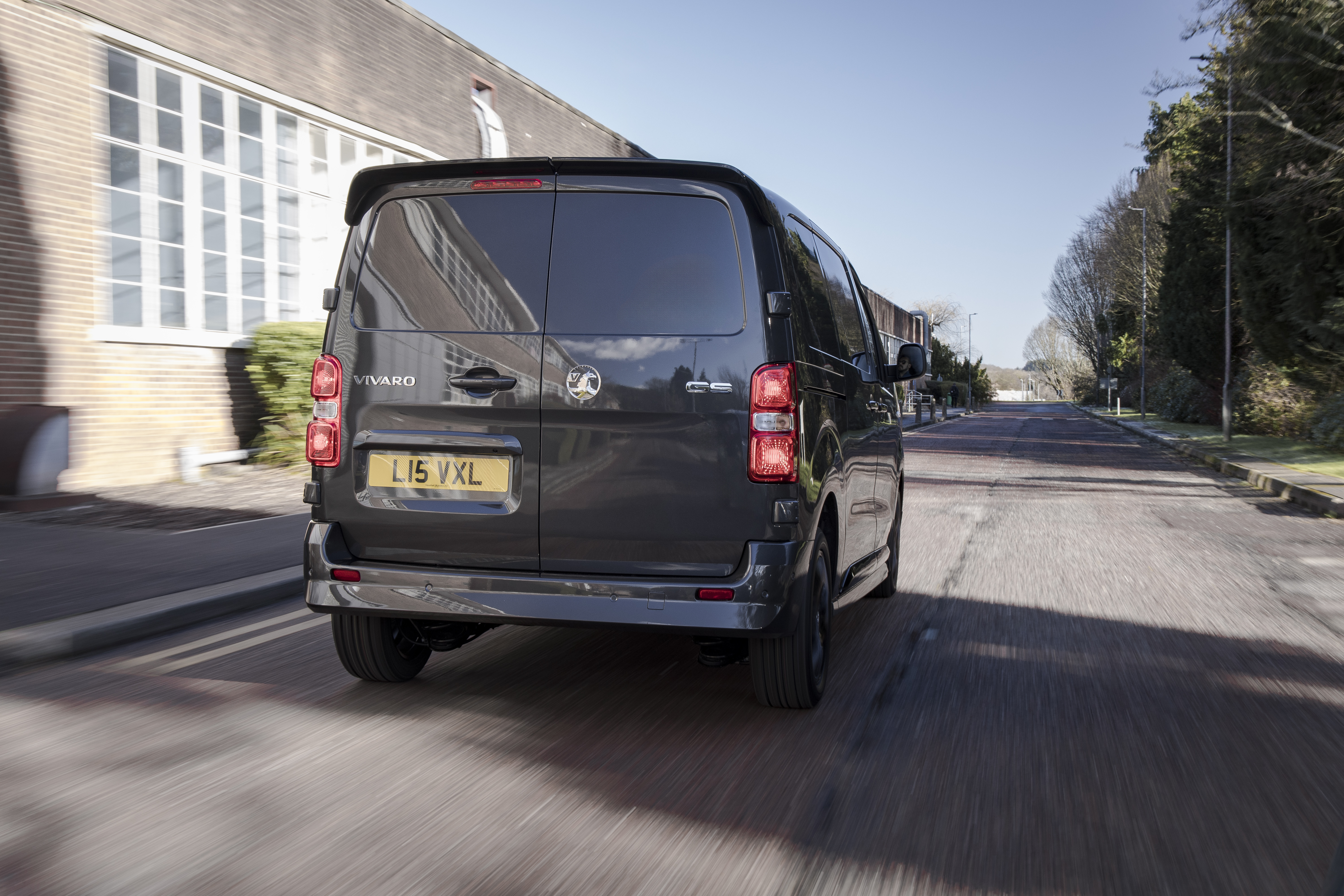 Vauxhall Vivaro GS задній спойлер