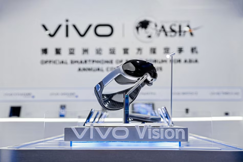 Vivo Vision MR на березневій презентації