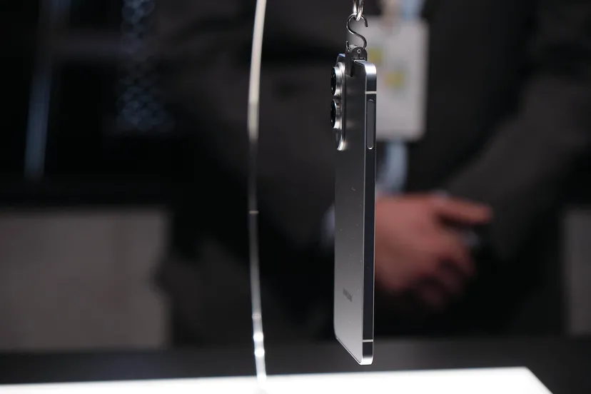 Presumably the touch button on the left edge of the Galaxy S25 Edge