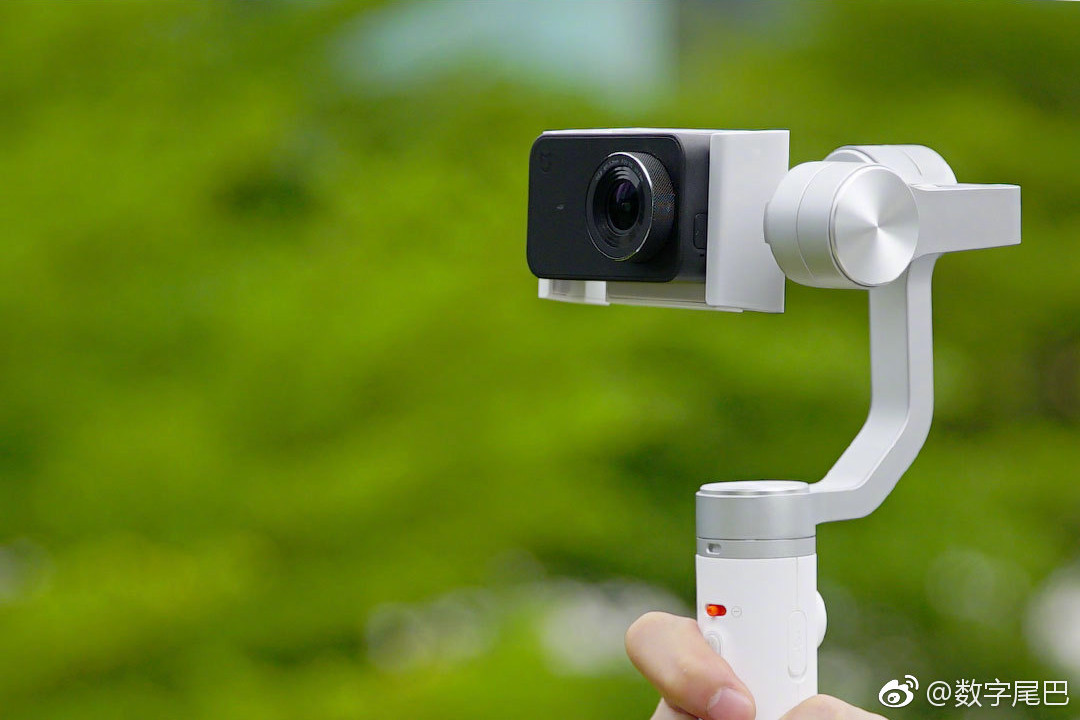 xiaomi-mijia-smartphone-handheld-gimbal-5.jpg