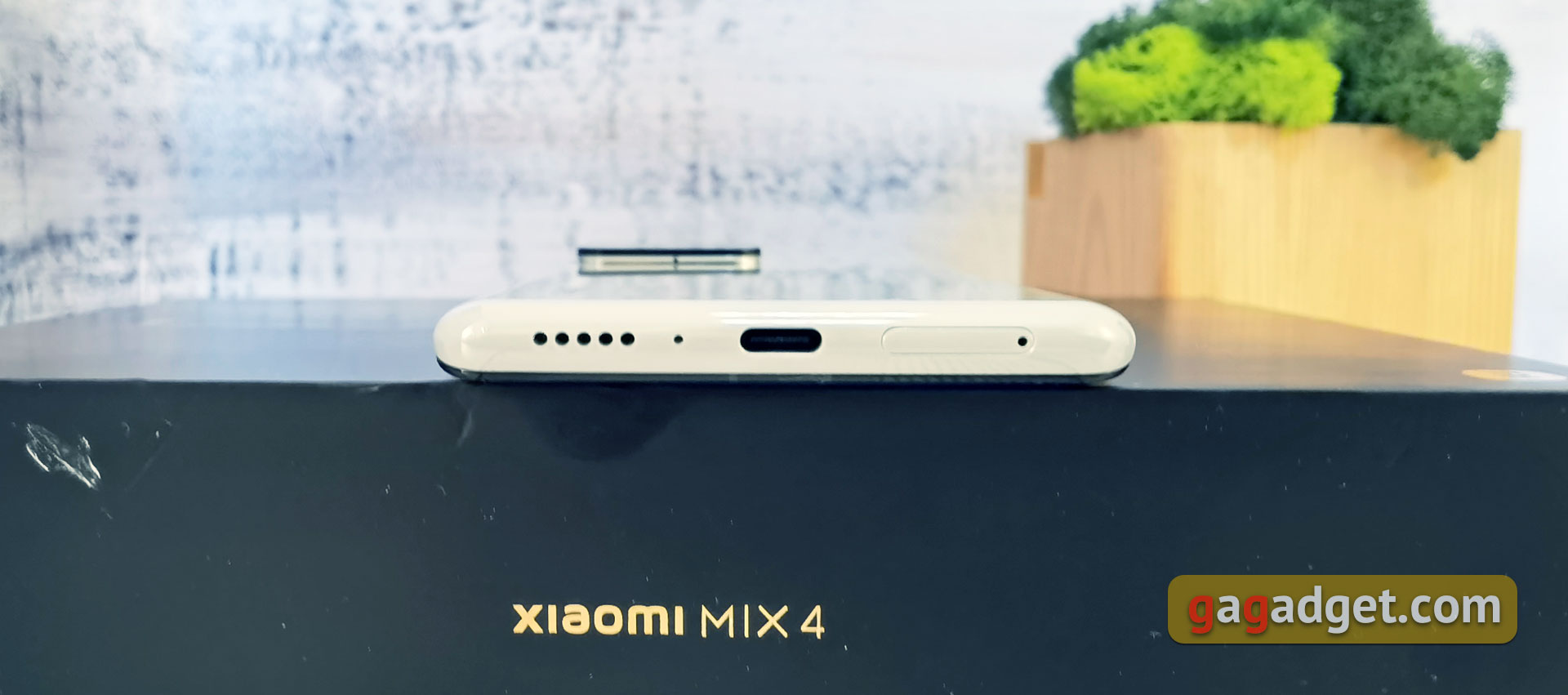 Xiaomi MIX 4 with my own eyes: a sub-screen front camera that you really can't see-16