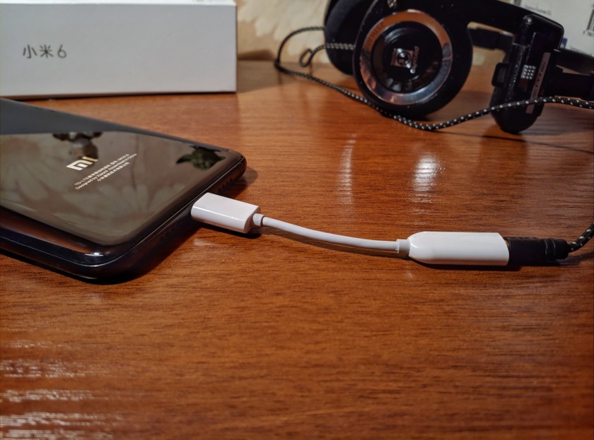 xiaomi_mi6_usb_typeC_miniJack.jpg