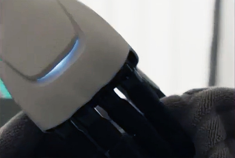CLOiD robot hand image 1