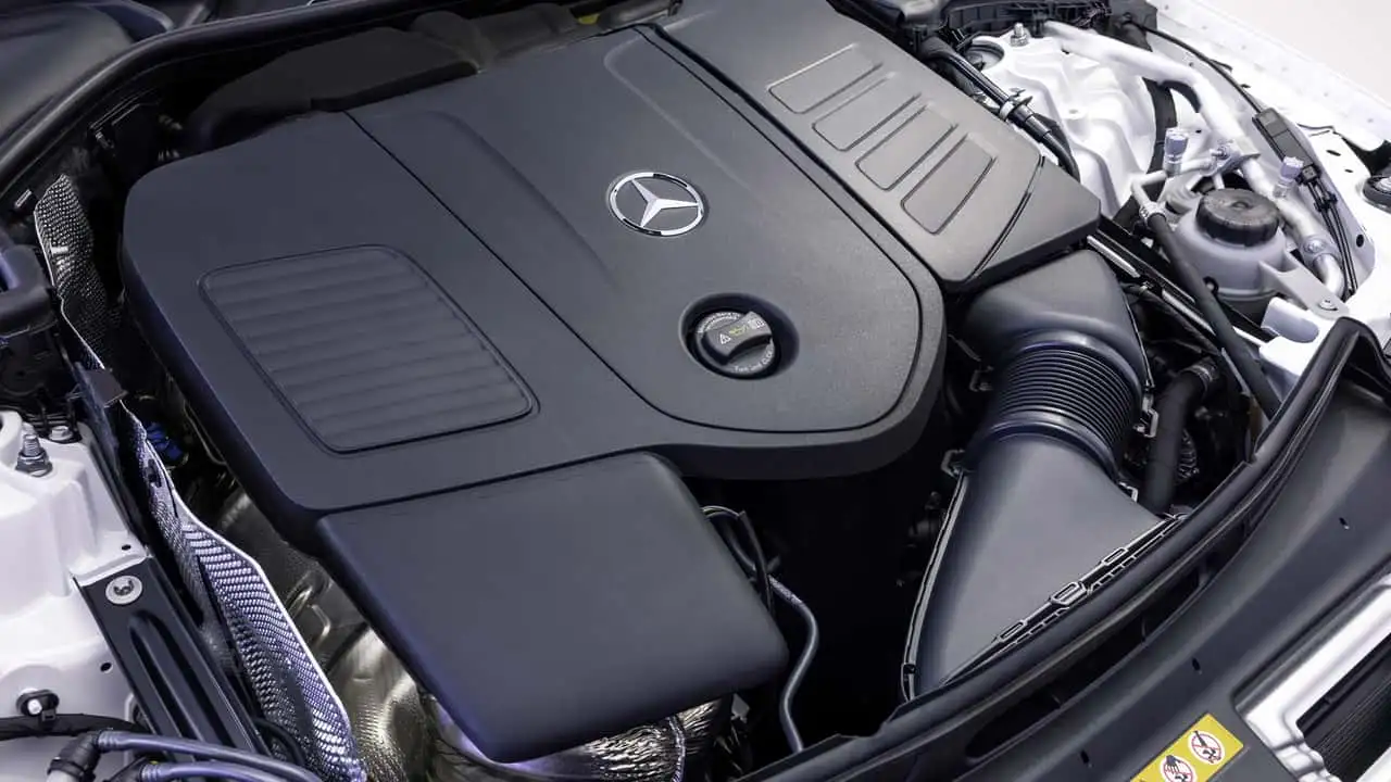 Mercedes-Benz Classe C рестайлінг 2026 вид з боку